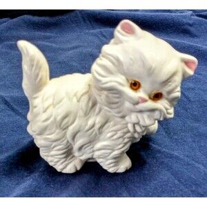 Vintage Ceramic  Fluffy Kitty Cat by Shelley